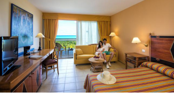 Hotel Ficha