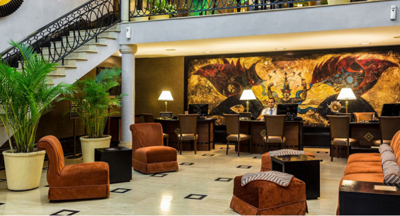 Hotel Ficha