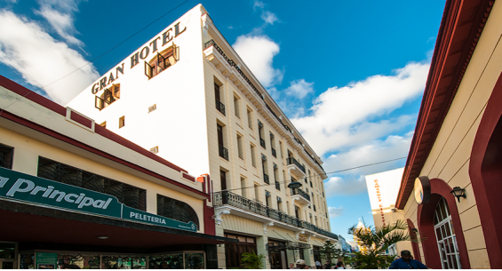 Hotel Ficha