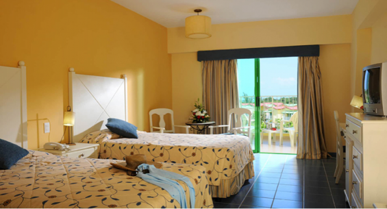 Hotel Ficha