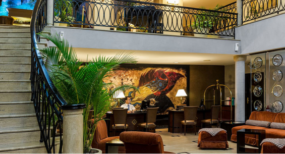Hotel Ficha