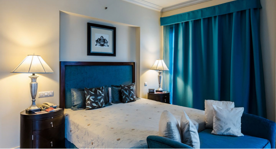 Hotel Ficha