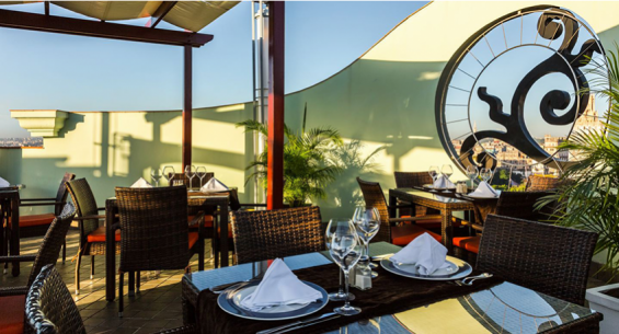 Hotel Ficha