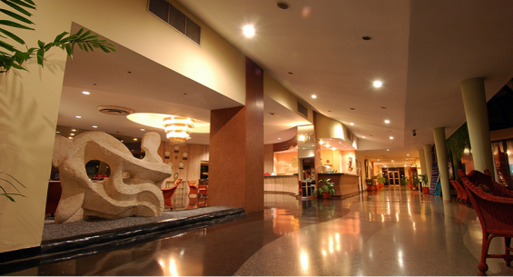 Hotel Ficha