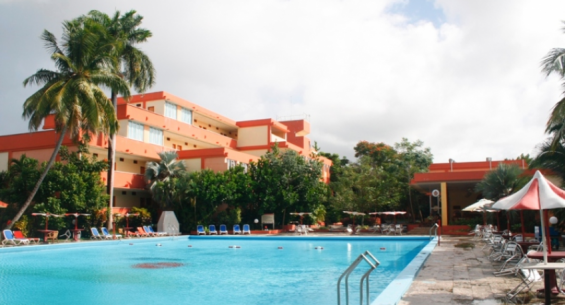 Hotel Ficha