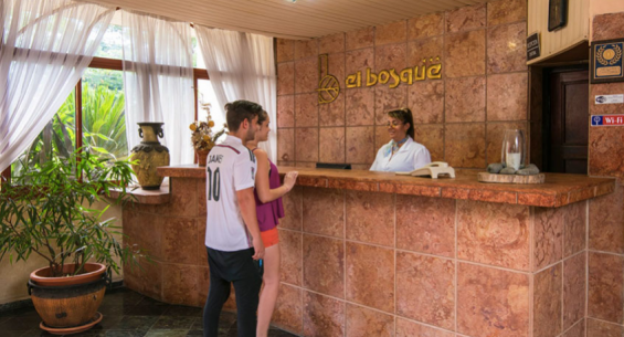 Hotel Ficha