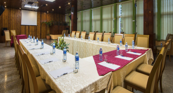 Hotel Ficha
