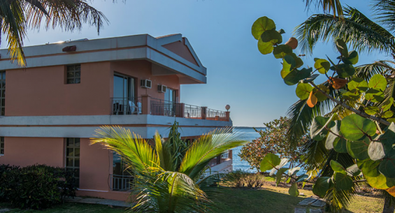 Hotel Ficha