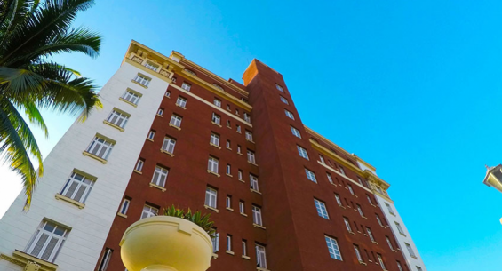 Hotel Ficha