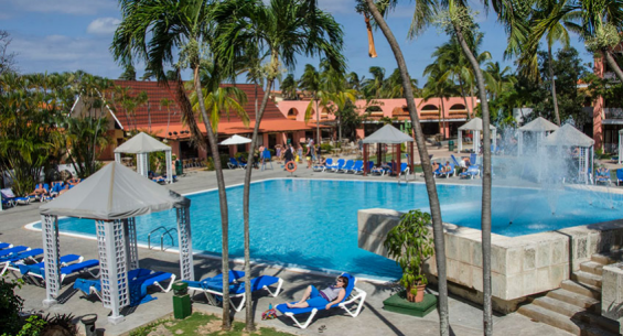 Hotel Ficha
