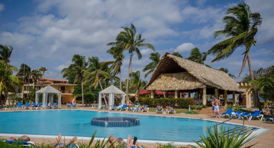 Hotel Ficha