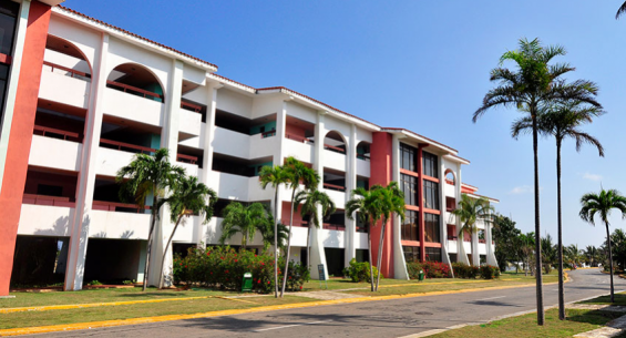 Hotel Ficha