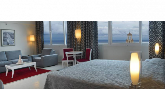 Hotel Ficha