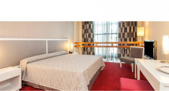 Hotel Ficha
