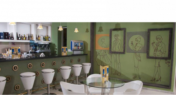 Hotel Ficha