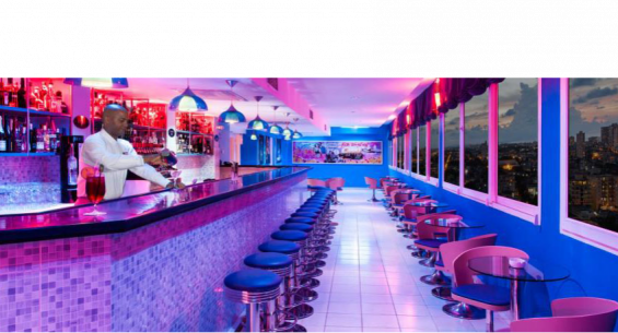 Hotel Ficha