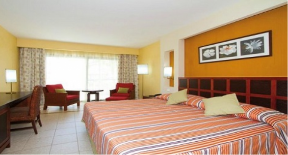 Hotel Ficha