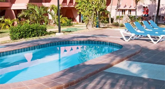 Hotel Ficha