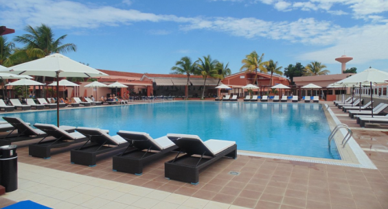 Hotel Ficha