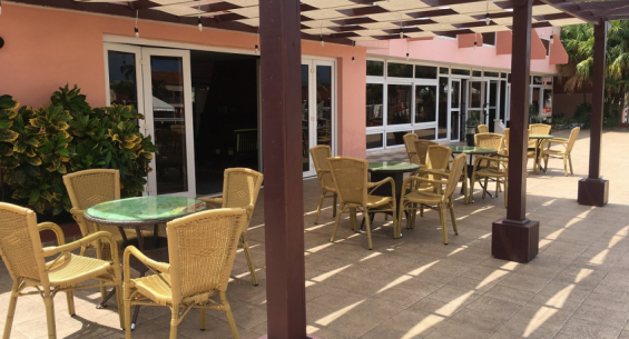 Hotel Ficha