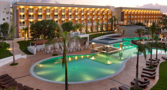 Hotel Ficha